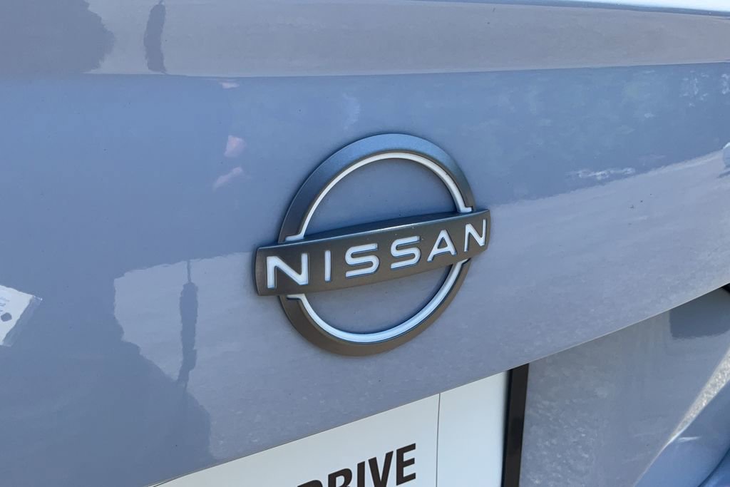 Used 2025 Nissan Versa SV w/ Trunk Package FWD image 27