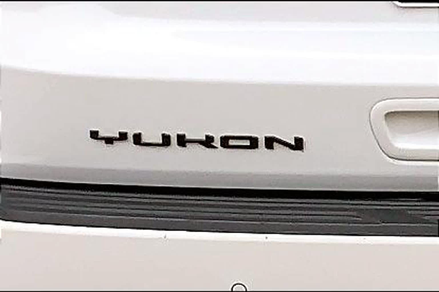 Used 2024 GMC Yukon XL AT4 w/ AT4 Premium Plus Package AWD/4WD image 60