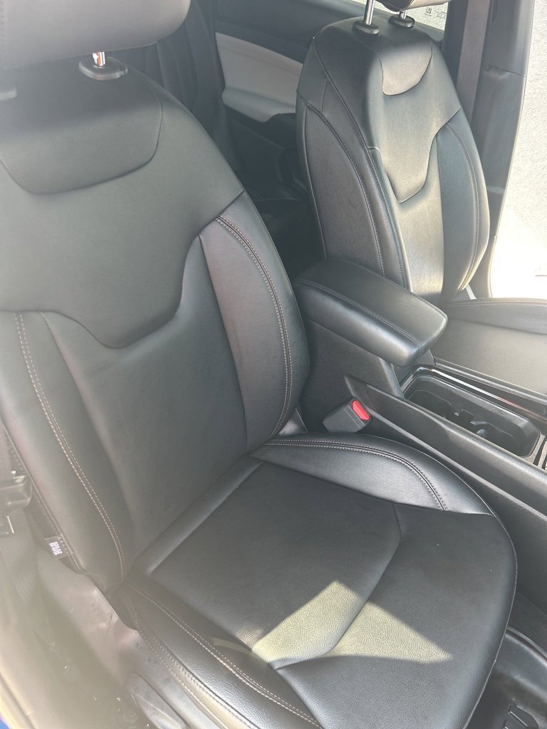 Used 2024 Jeep Compass Limited image 16