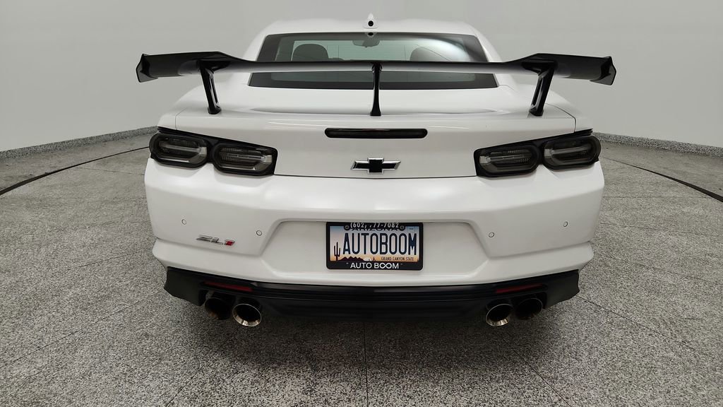 Used 2021 Chevrolet Camaro ZL1 RWD image 21
