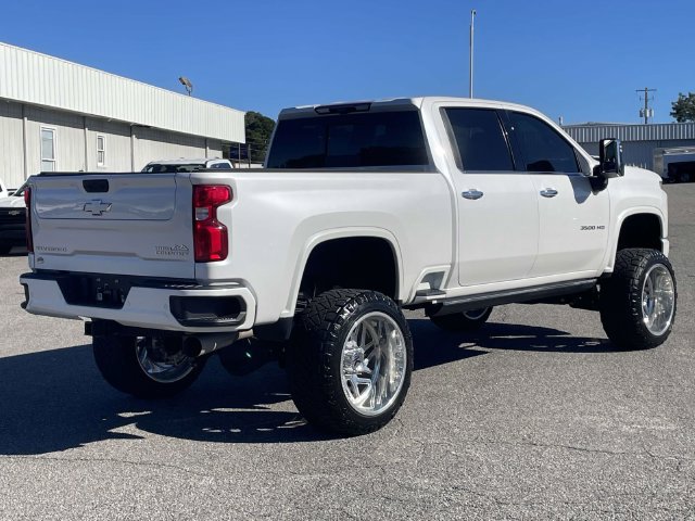 Used 2023 Chevrolet Silverado 3500 High Country w/ Z71 Off-Road Package AWD/4WD image 3