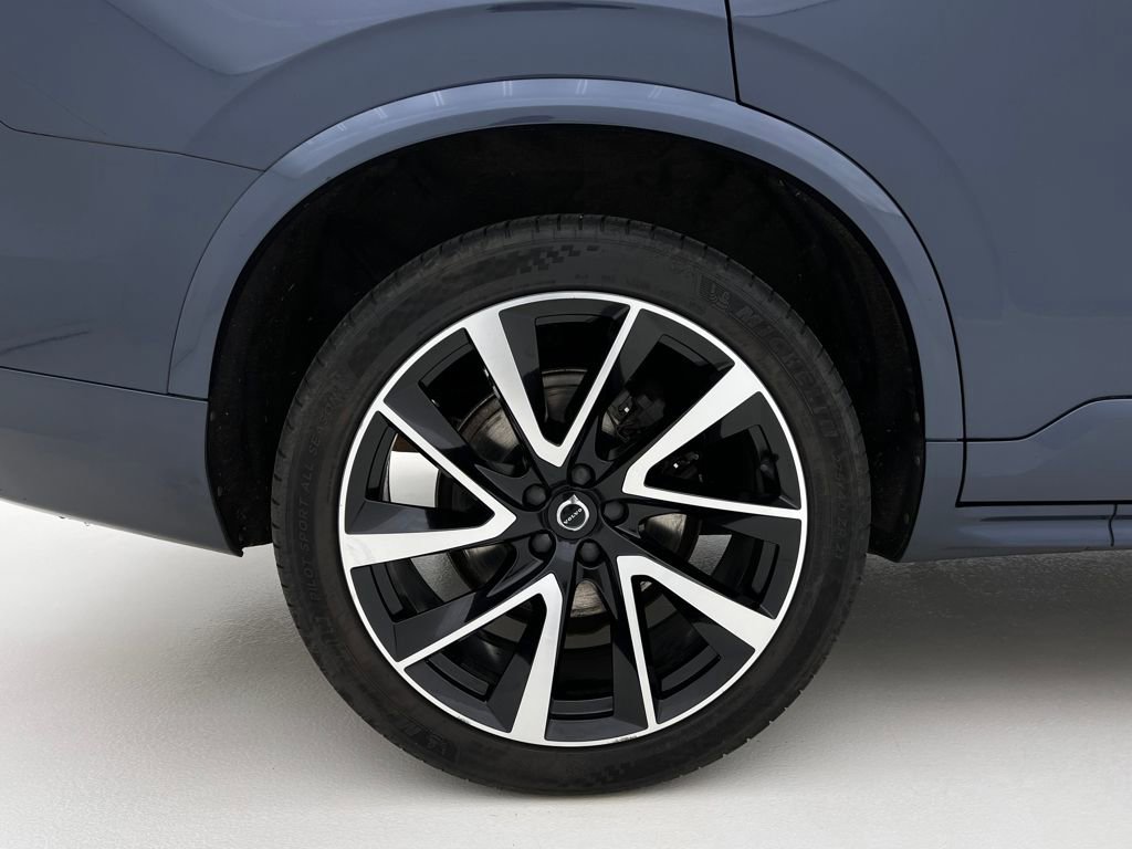 Used 2020 Volvo XC90 T6 Momentum w/ Protection Package image 35