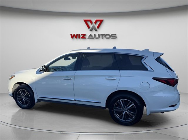 Used 2017 INFINITI QX60 AWD w/ Premium Plus Package image 8