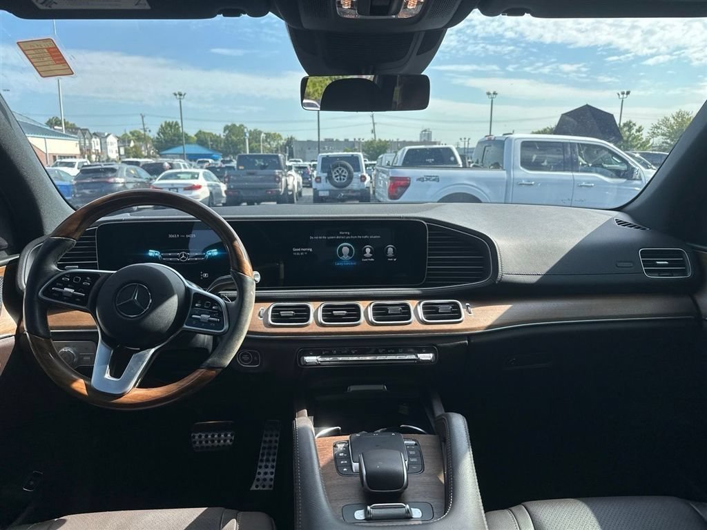 Used 2022 Mercedes-Benz GLS 450 4MATIC image 13