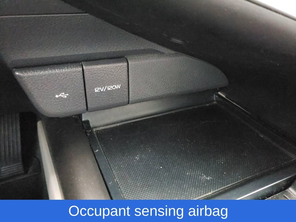 Used 2023 Toyota Camry SE image 23