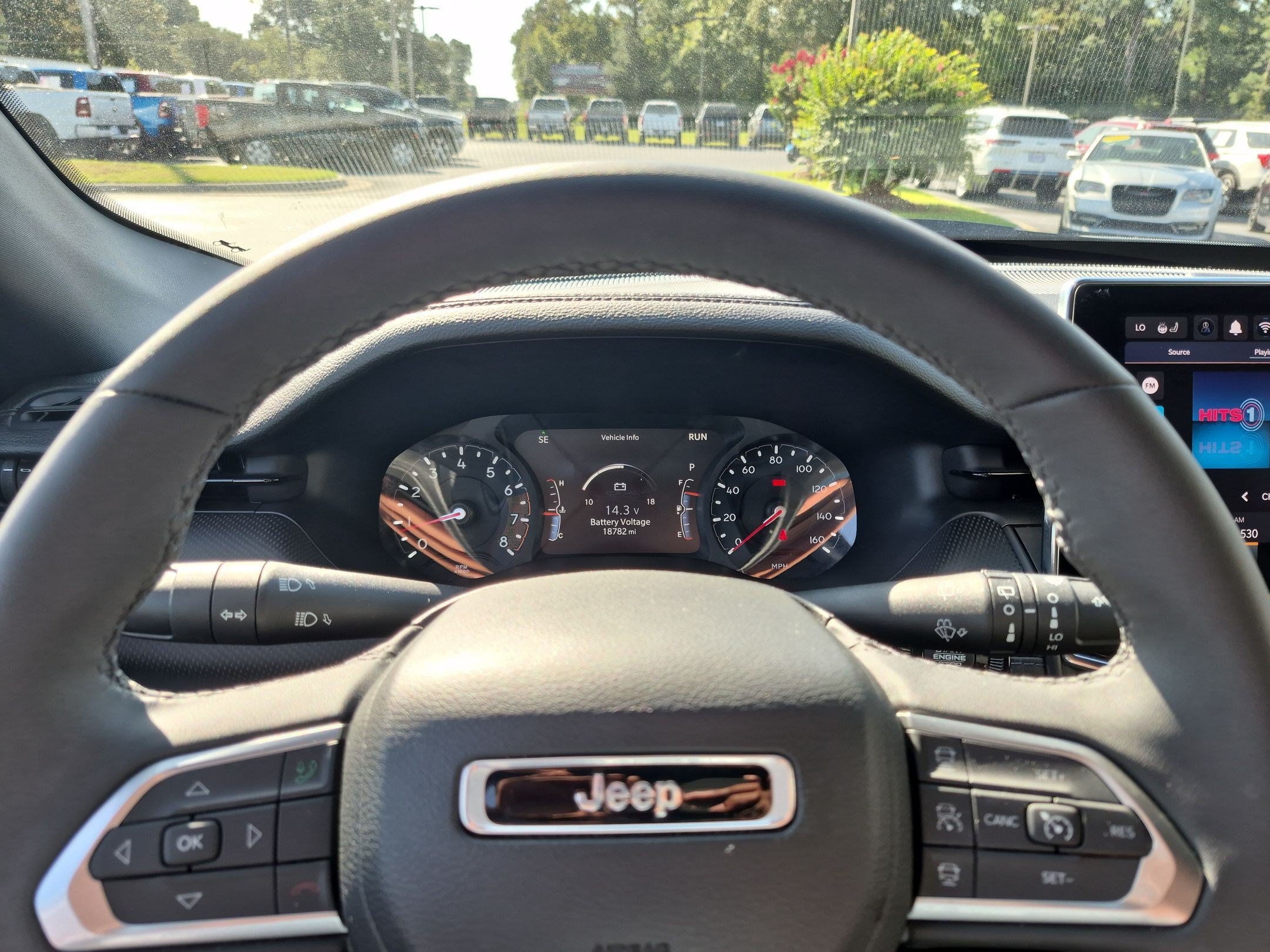Used 2026 Jeep Compass Limited AWD/4WD image 12