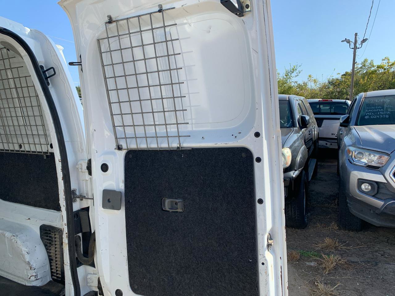 Used 2015 Chevrolet City Express LS FWD image 24