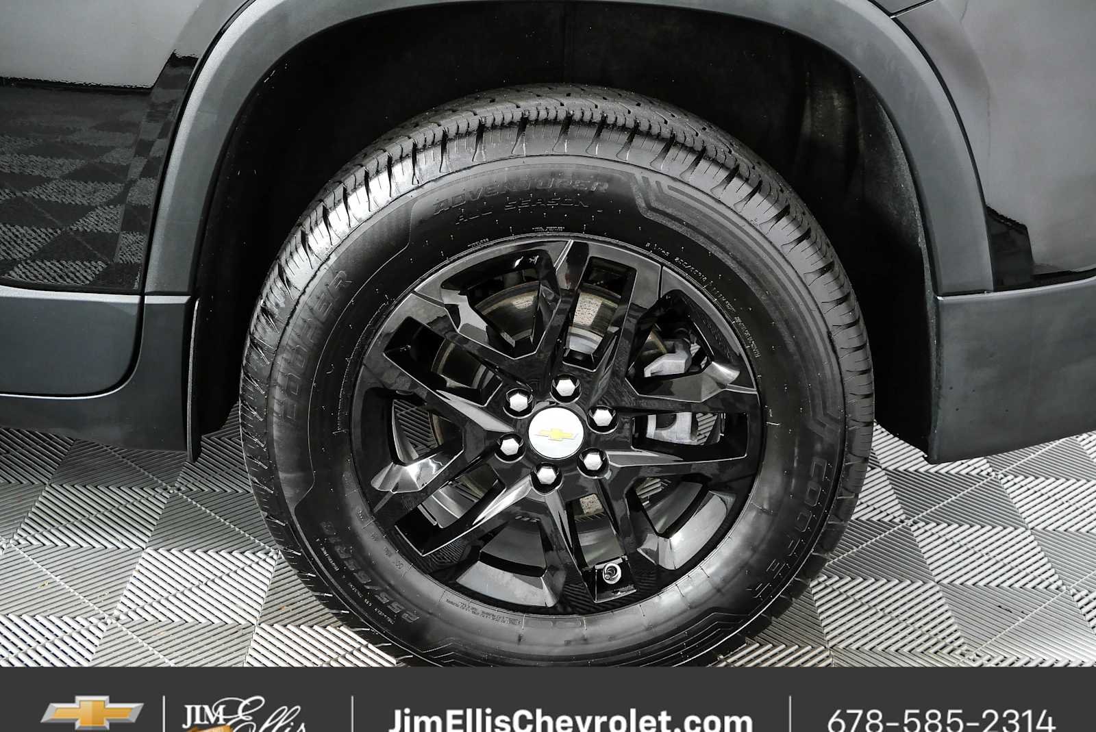 Certified 2021 Chevrolet Traverse LT AWD/4WD image 38