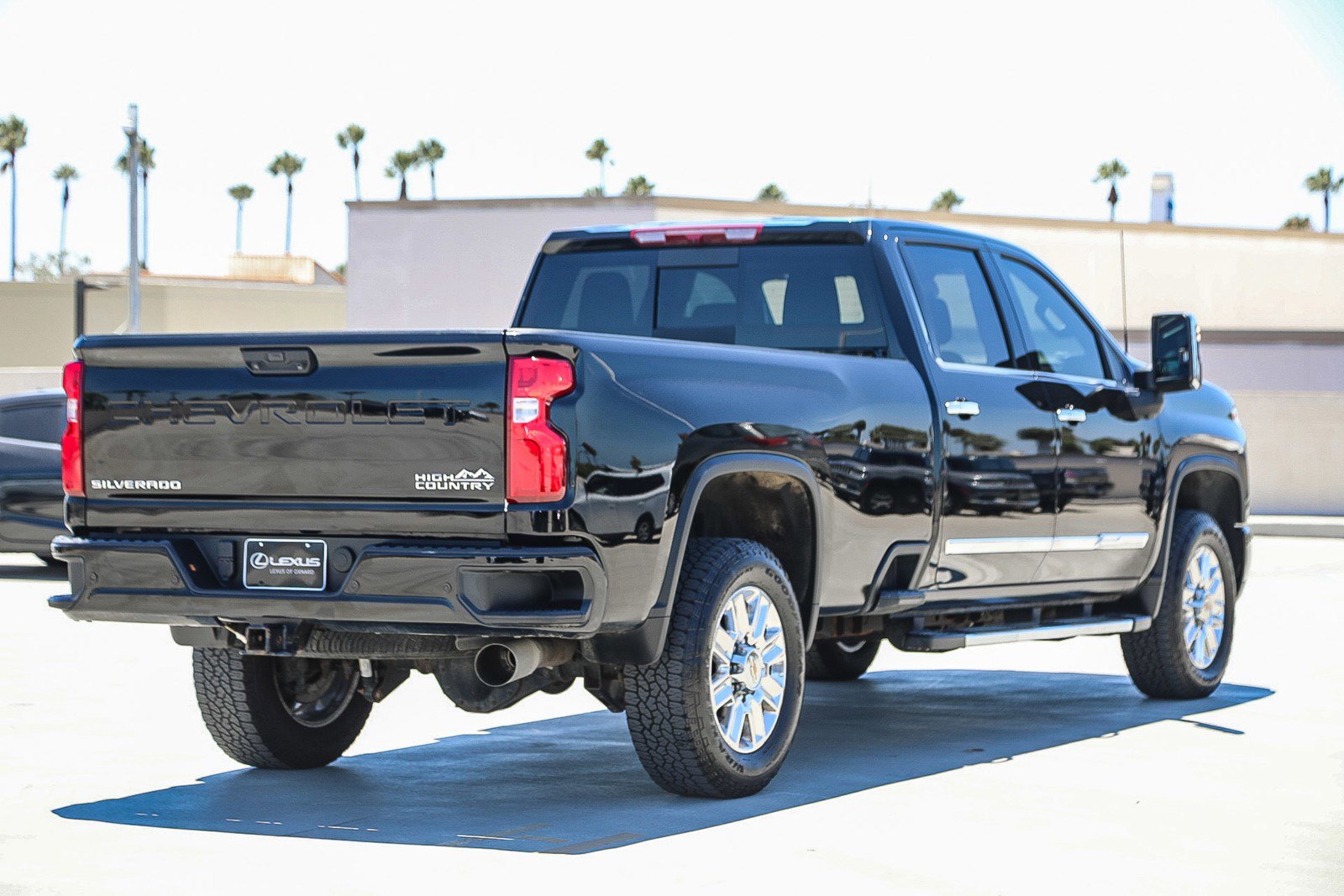 Used 2024 Chevrolet Silverado 3500 High Country image 7