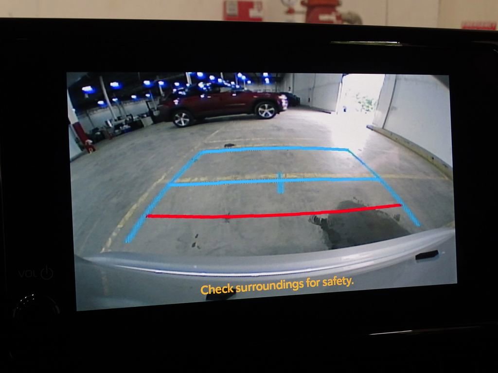 Used 2023 Toyota Corolla LE image 8