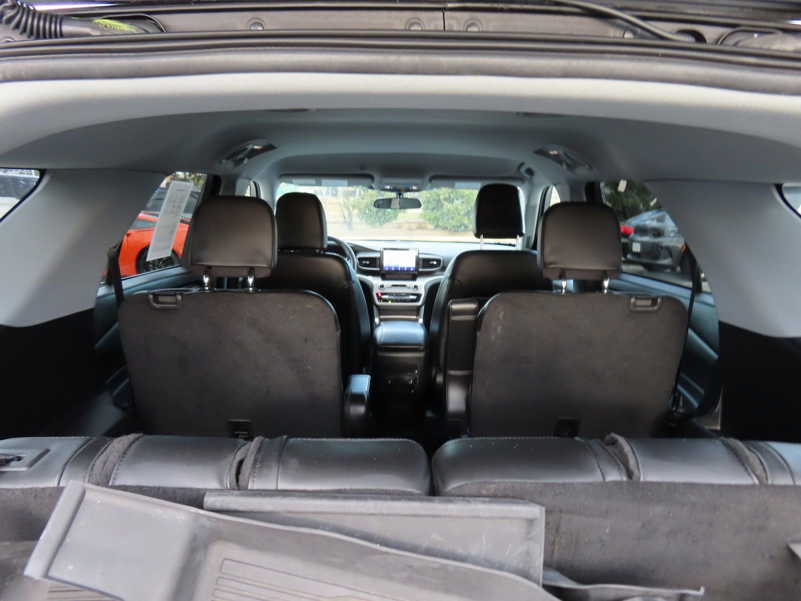 Used 2023 Ford Explorer XLT w/ Equipment Group 202A image 37