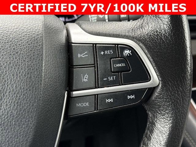 Used 2024 Toyota Sienna XLE image 24