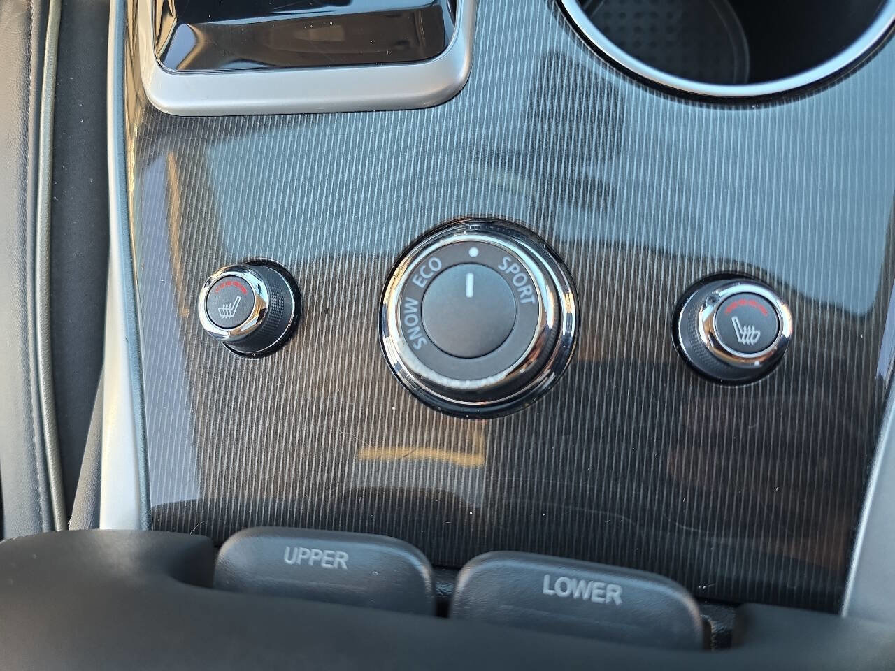 Used 2019 INFINITI QX60 Luxe w/ Essential Package image 35