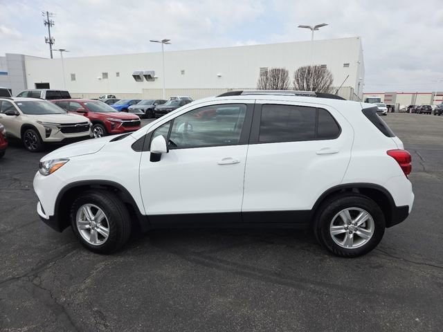 Certified 2022 Chevrolet Trax LT w/ LT Convenience Package AWD/4WD image 19