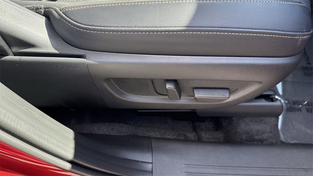 Certified 2025 MAZDA CX-70 3.3 Turbo w/ Premium Plus Pkg image 46