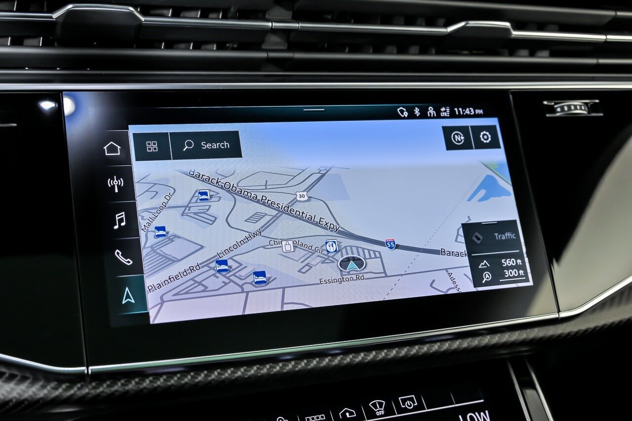Used 2022 Audi RS Q8 AWD/4WD image 36
