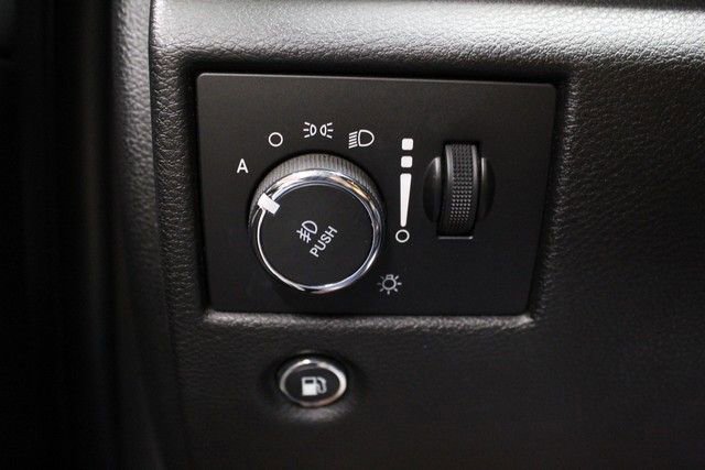 Used 2018 Jeep Grand Cherokee Limited image 23