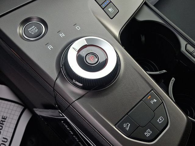 New 2026 Kia Sportage SX Prestige AWD/4WD image 11