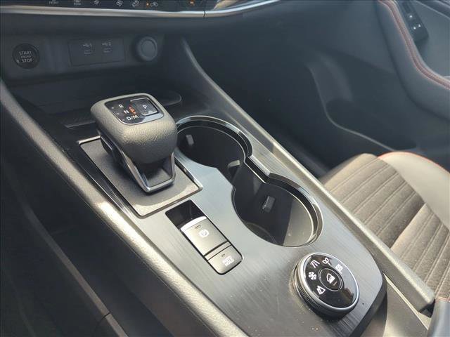 Used 2026 Nissan Rogue SV image 12