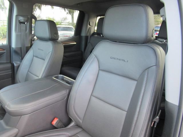 Used 2024 GMC Sierra 1500 Denali w/ Denali Reserve Package image 18