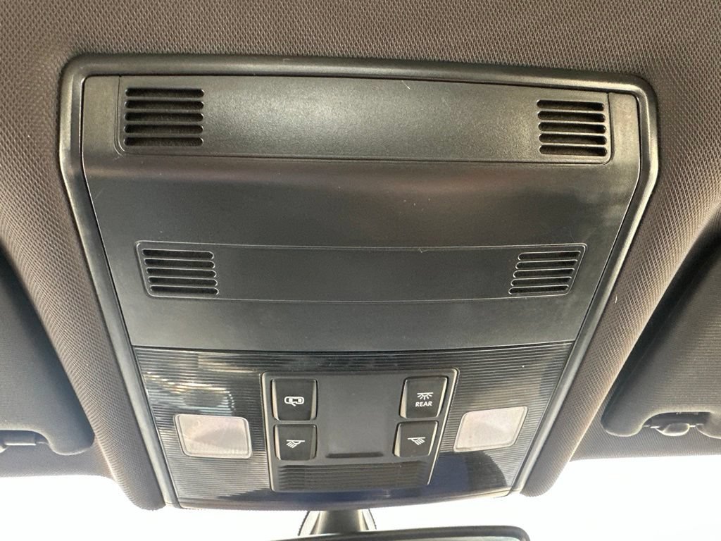 Used 2019 Volkswagen Jetta GLI FWD image 9