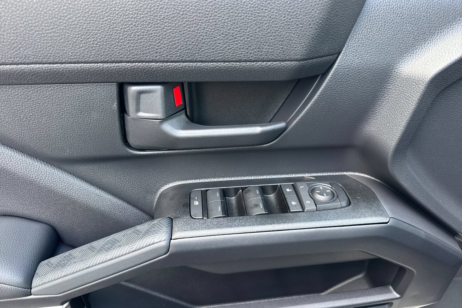 New 2026 Toyota 4Runner SR5 AWD/4WD image 11