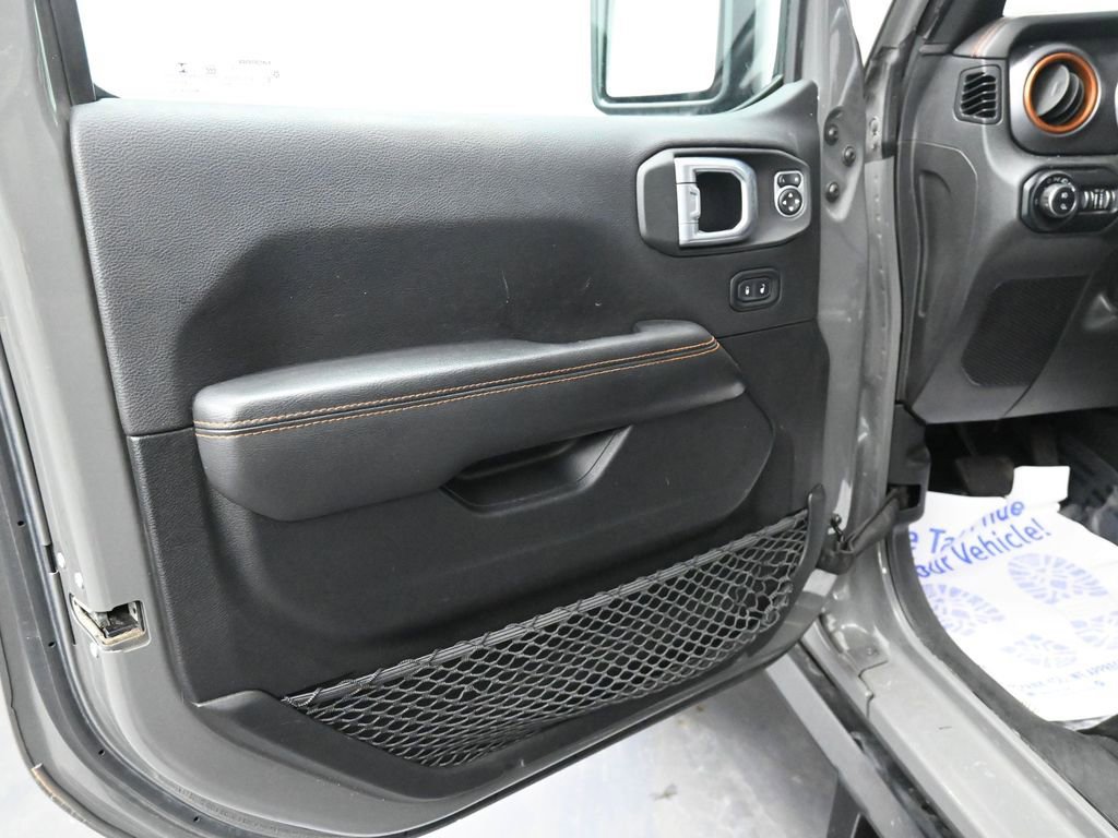 Used 2020 Jeep Gladiator Mojave AWD/4WD image 26