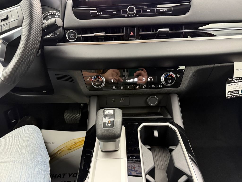 New 2026 Mitsubishi Outlander ES image 22