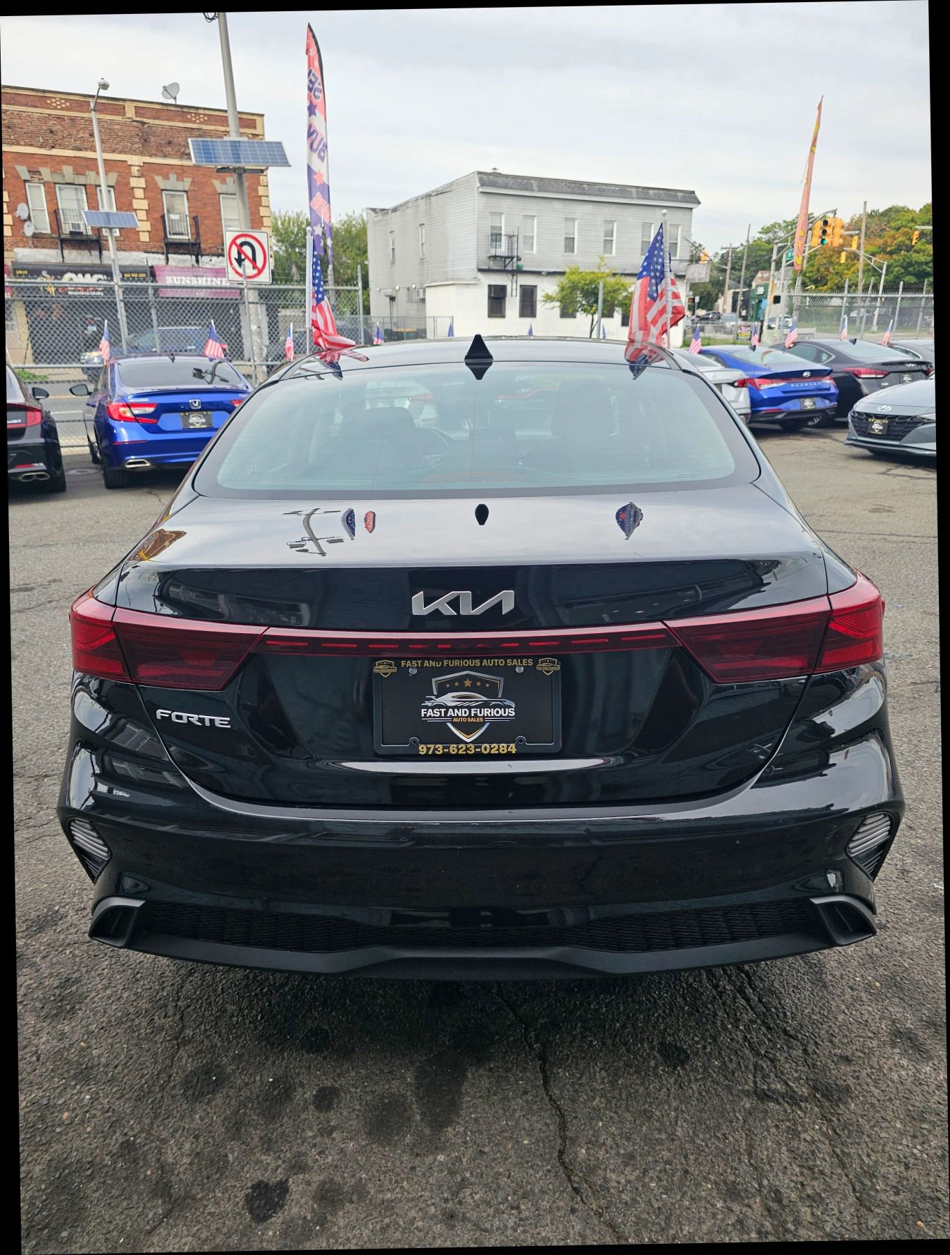 Used 2023 Kia Forte LXS image 6
