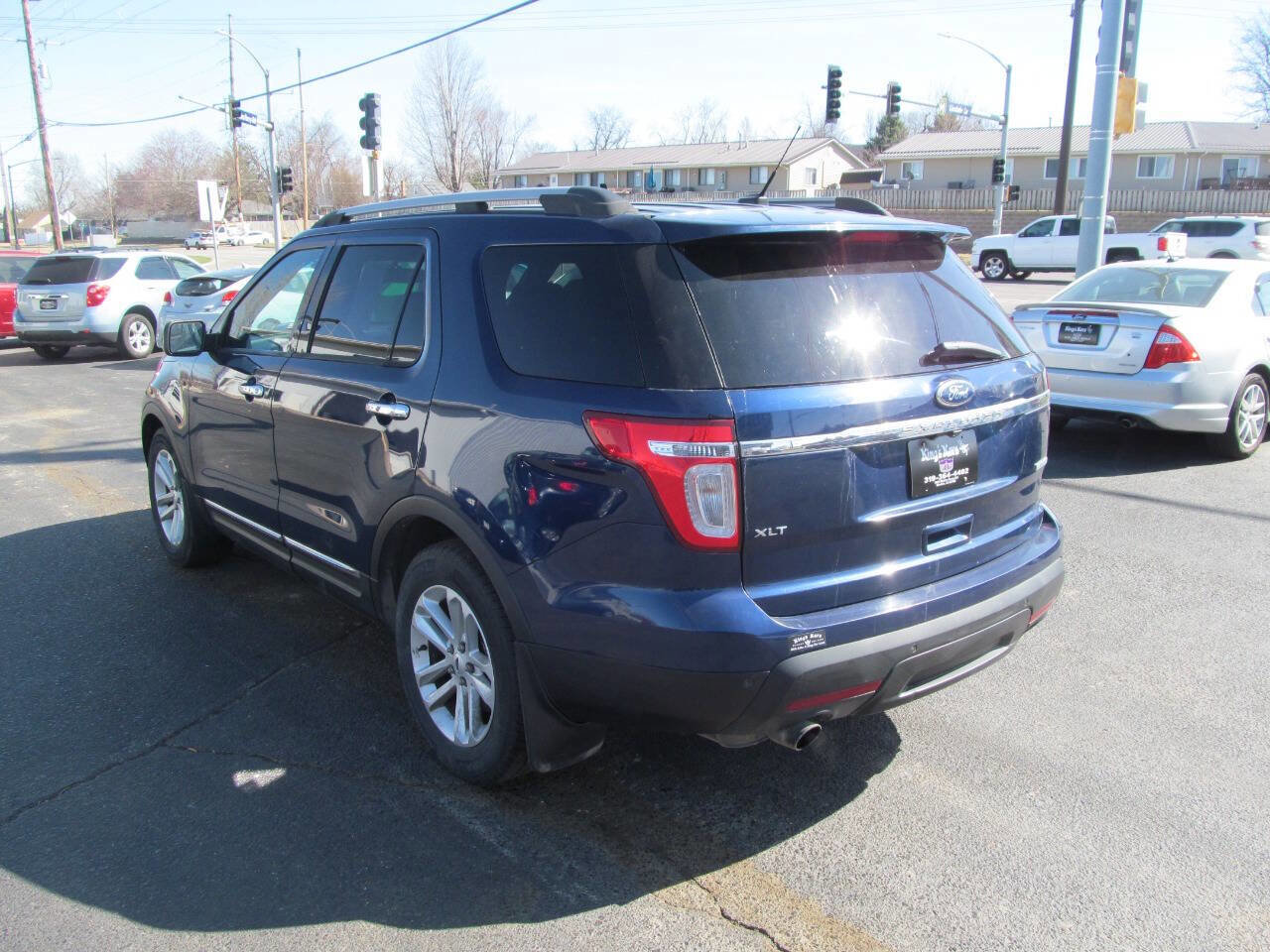 Used 2012 Ford Explorer XLT image 3