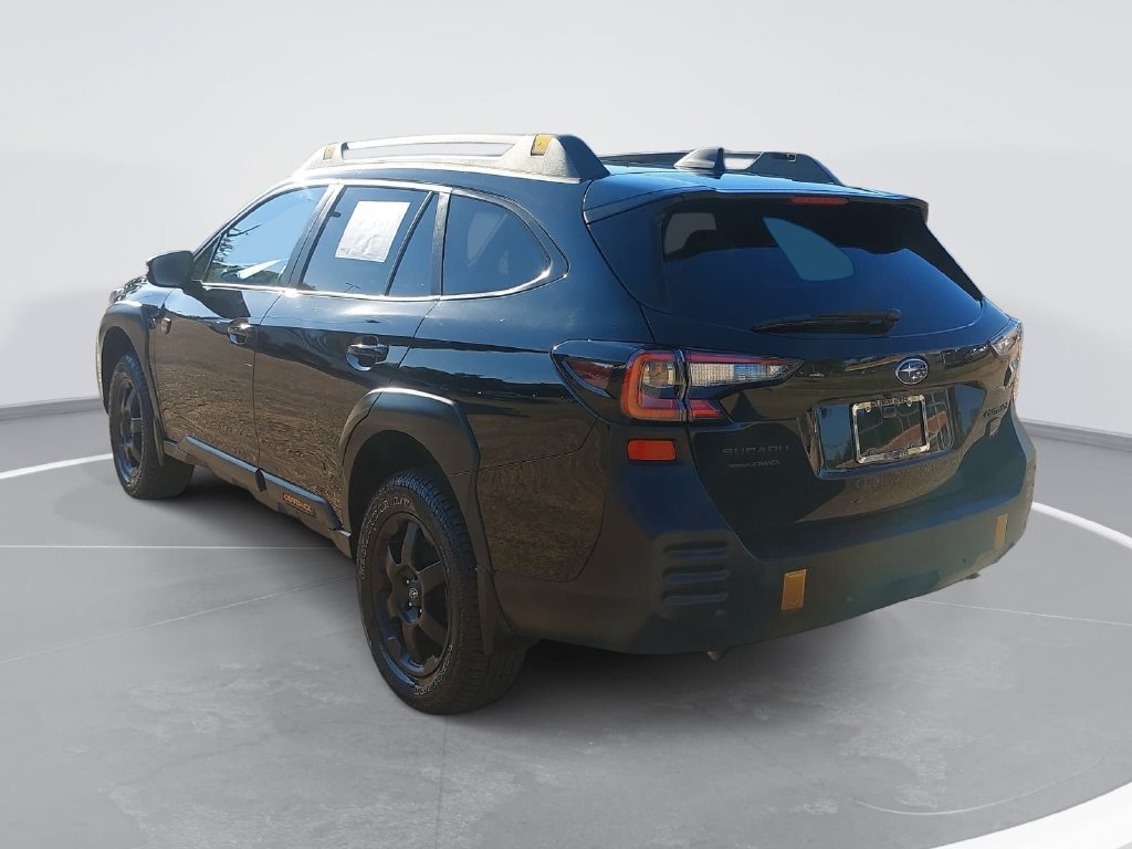Certified 2025 Subaru Outback Wilderness AWD/4WD image 7