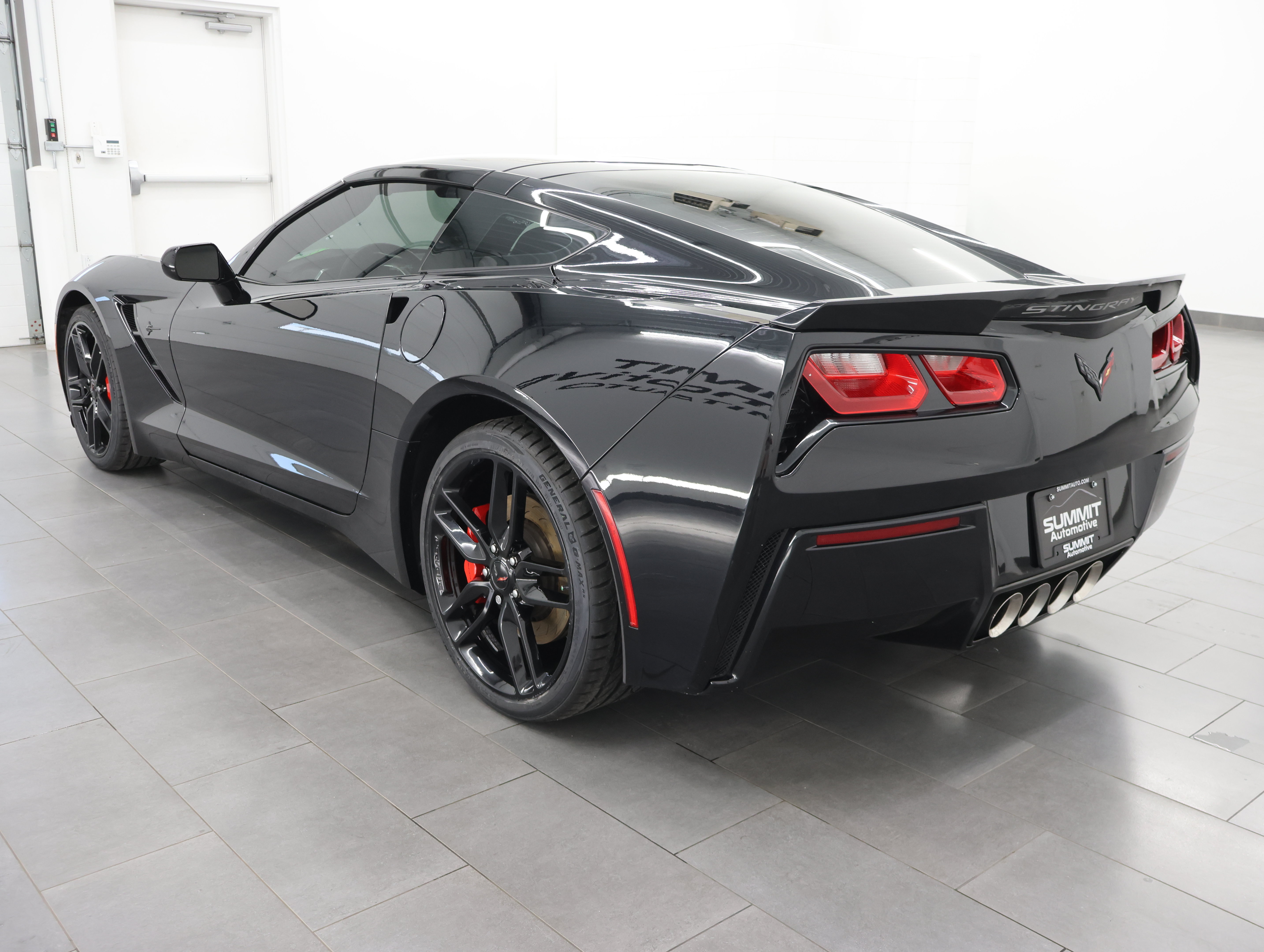 Used 2016 Chevrolet Corvette Stingray Coupe w/ Carbon Flash Badge Package RWD image 50