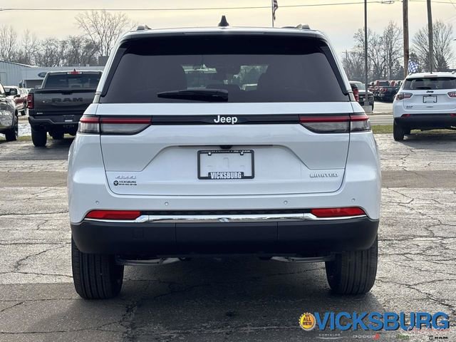 New 2025 Jeep Grand Cherokee Limited w/ Trailer Tow Package image 30