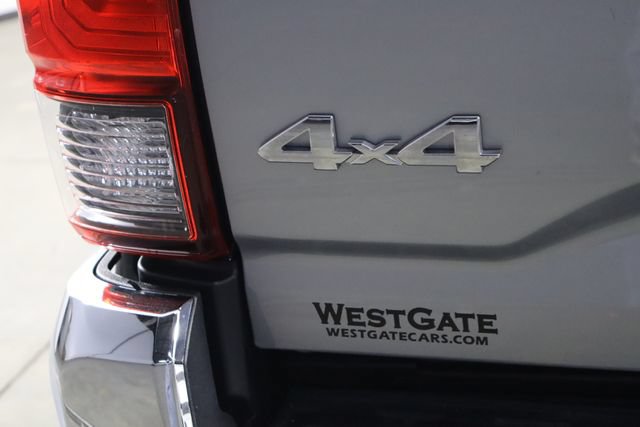 Used 2020 Toyota Tacoma SR5 AWD/4WD image 38