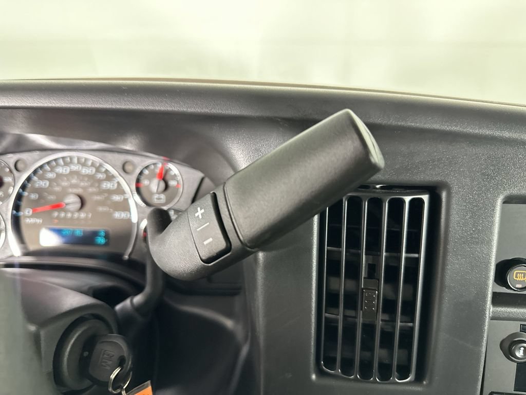 Used 2026 Chevrolet Express 2500 w/ Communications Package RWD image 18