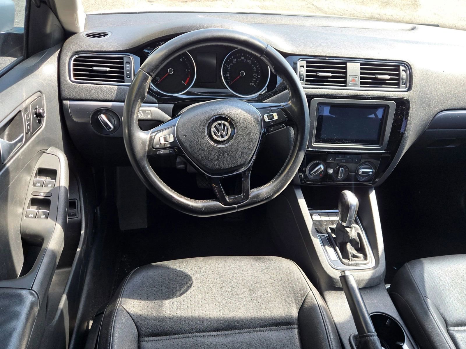 Used 2015 Volkswagen Jetta TDI SE image 5