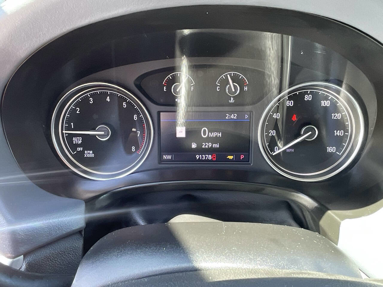 Used 2020 Buick Enclave Essence w/ Sound and Sites Package FWD image 16