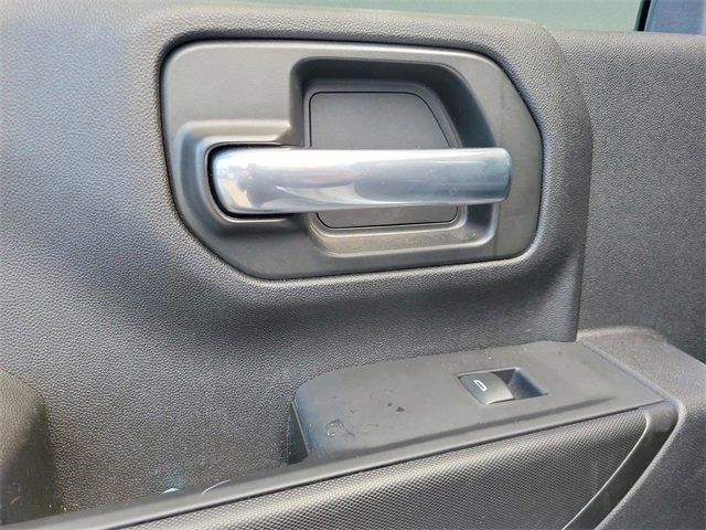 Used 2025 Chevrolet Silverado 2500 Custom w/ Custom Convenience Package image 19