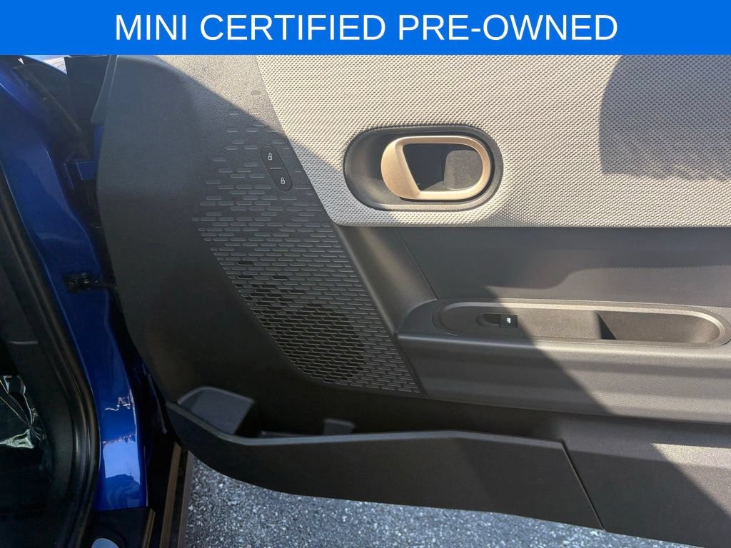 Certified 2025 MINI Cooper S FWD image 23