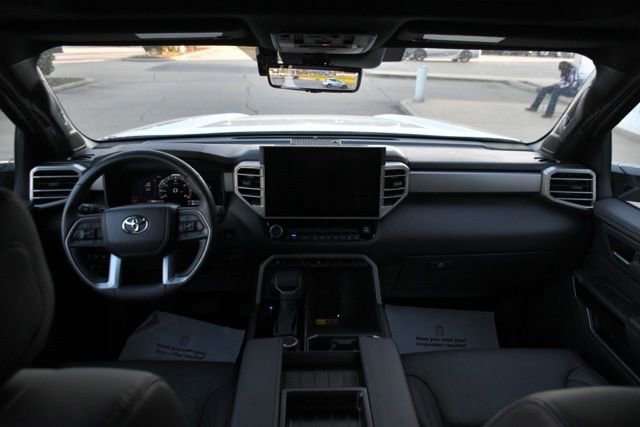 Used 2025 Toyota Tundra Limited image 10