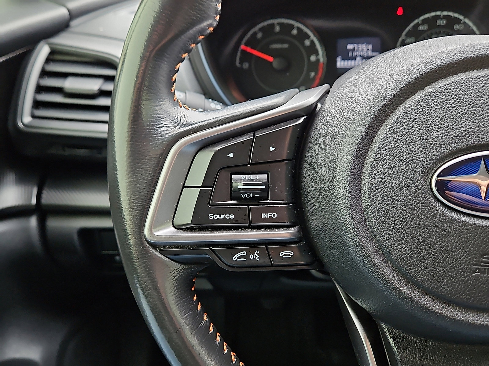 Used 2018 Subaru Crosstrek 2.0i Premium w/ Popular Package #2 image 18