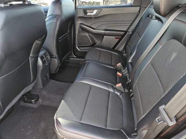 New 2026 Ford Escape ST-Line w/ Tech Pack #1 FWD image 23