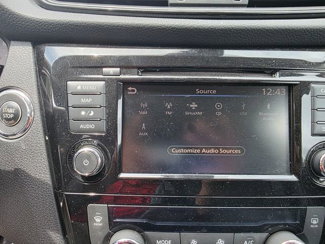 Used 2018 Nissan Rogue SL FWD image 13