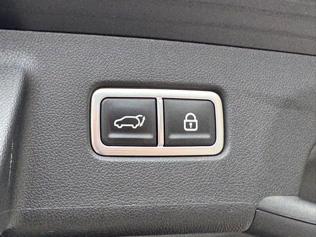 Certified 2023 Kia Sorento SX image 8