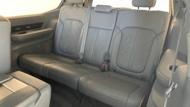 Used 2023 Jeep Grand Wagoneer Series III AWD/4WD image 44