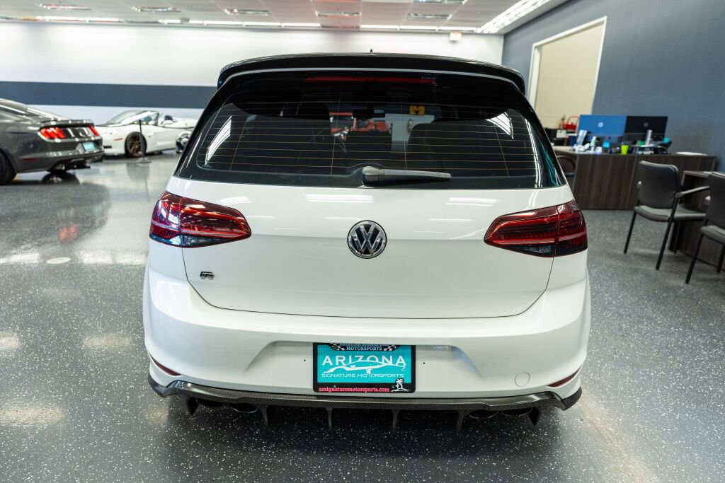 Used 2016 Volkswagen Golf R 4-Door image 6