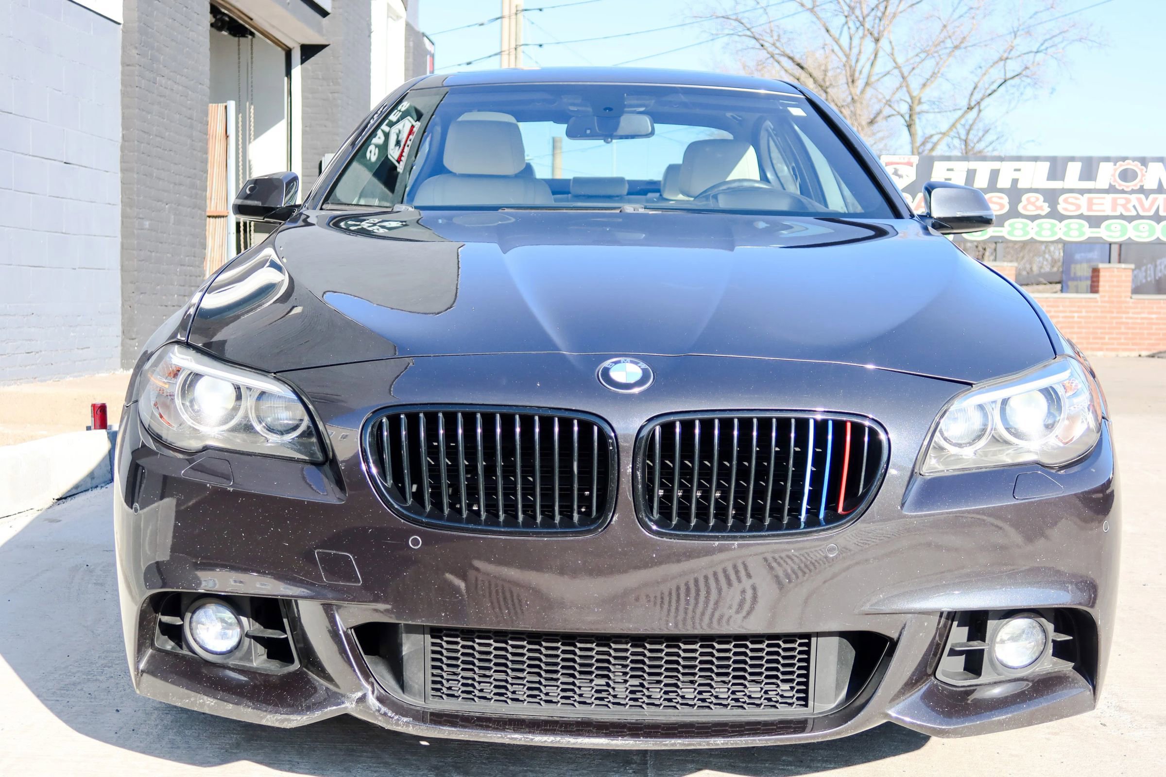 Used 2015 BMW 535i xDrive Sedan AWD/4WD image 2