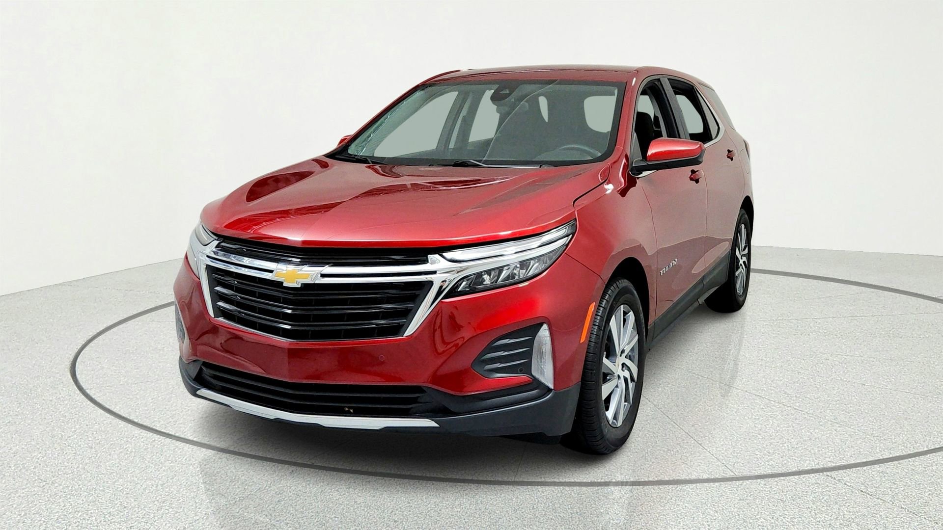 Certified 2024 Chevrolet Equinox LT w/ LPO, Floor Liner Package FWD image 8