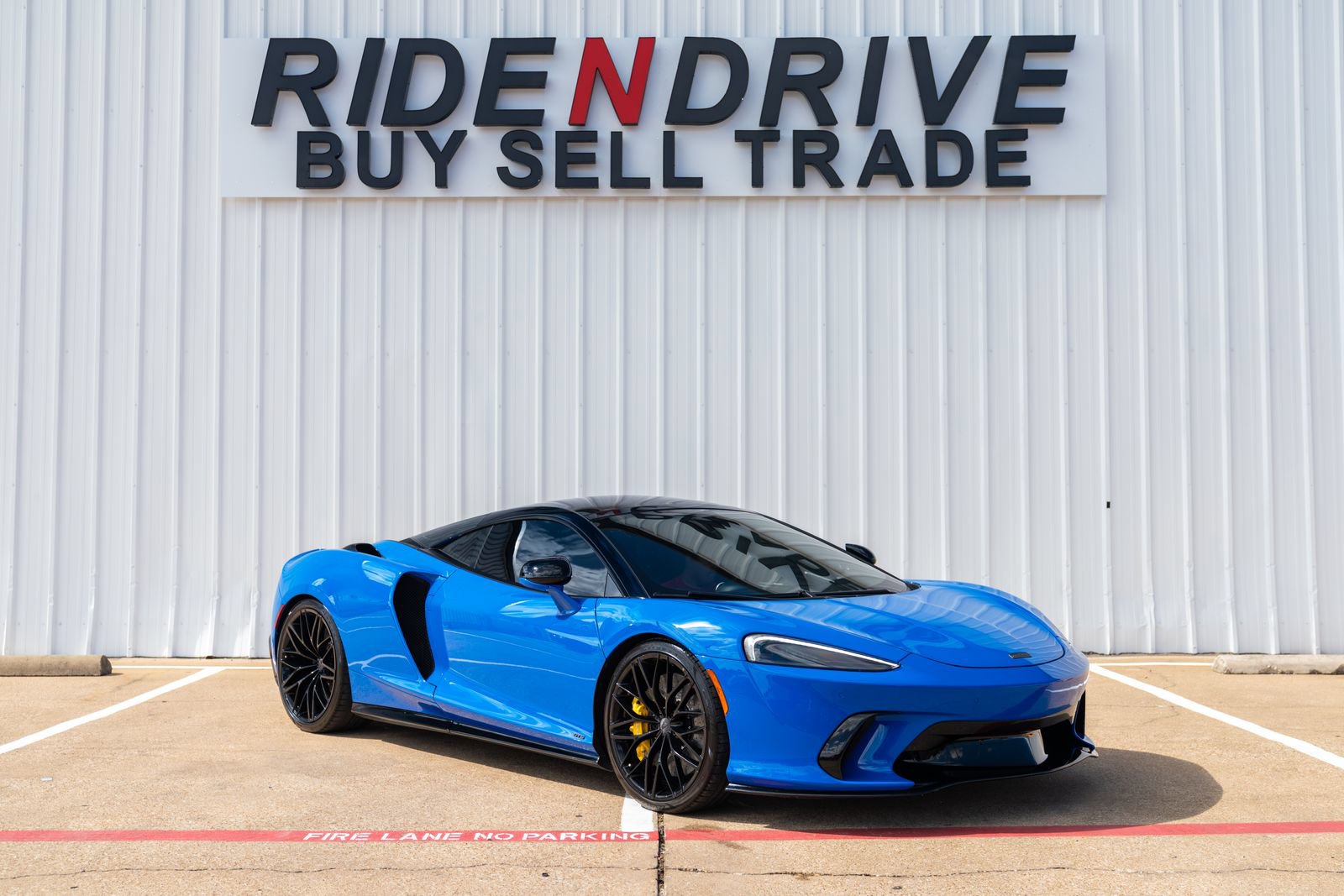 Used 2026 McLaren GTS RWD image 9