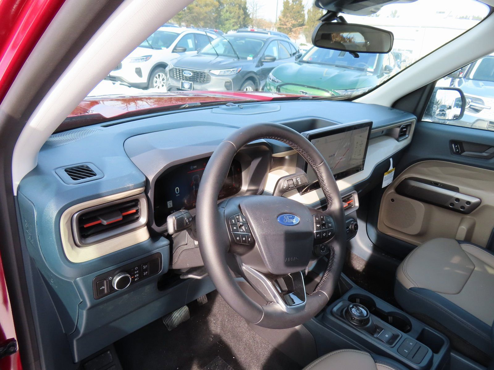 New 2026 Ford Maverick Lariat image 9